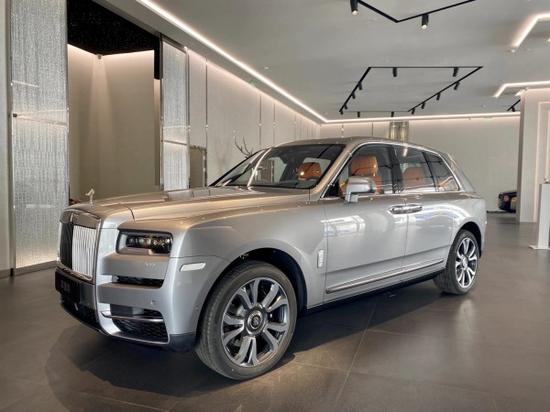 劳斯莱斯库里南欢庆银现车实拍含税出售