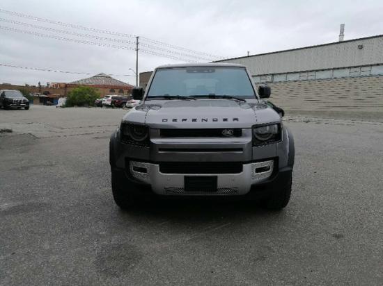 2020款路虎卫士110国六现车抵港优惠价