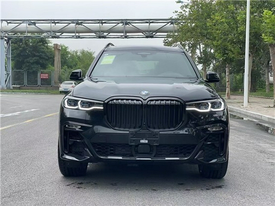 20款宝马X7豪华感扑面而来国六价格行情