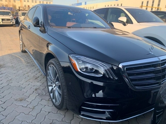 20款奔驰S560强动能巅峰较量预定有优惠