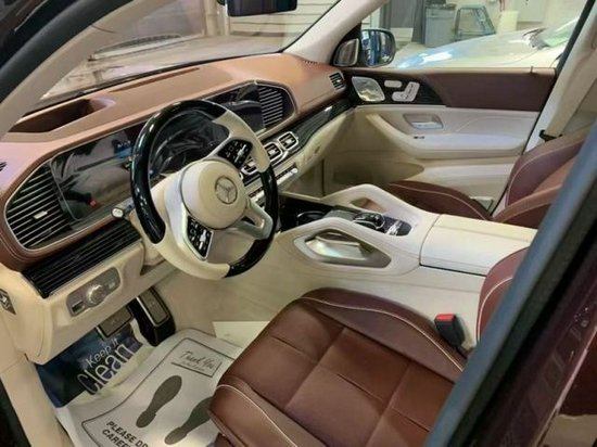 gls600迈巴赫图片内饰,迈巴赫gls600内饰图片 2021款迈巴赫gls600双拼内饰现车报价
