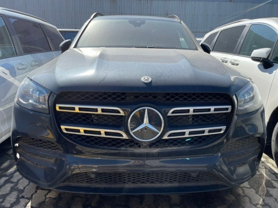 2021款奔驰GLS580现车本月秒杀优惠10万