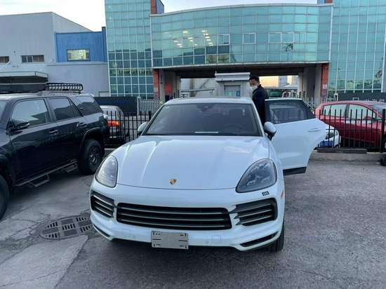 2021款保时捷卡宴新车优惠十几万送好礼