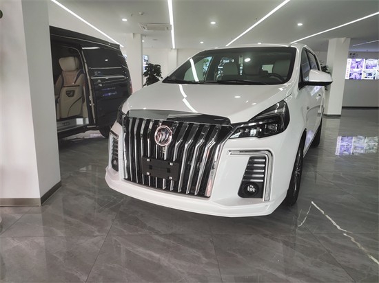 别克gl8内饰装潢价格 现车图片展示