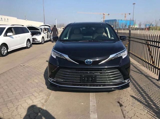 21款丰田塞纳报价 自贸区热销超大空间