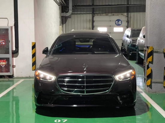 2021款奔驰S500首批现车到港抄底价出售