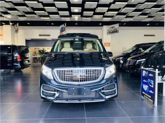 奔驰V260商务改装车个性化功能贴心实用