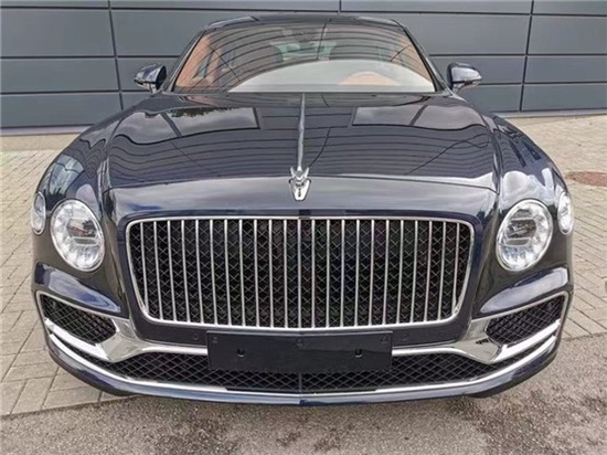 2021款宾利飞驰天津港现车实拍优惠报价