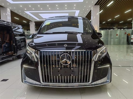 奔驰V260L改装七座商务车个性化定制