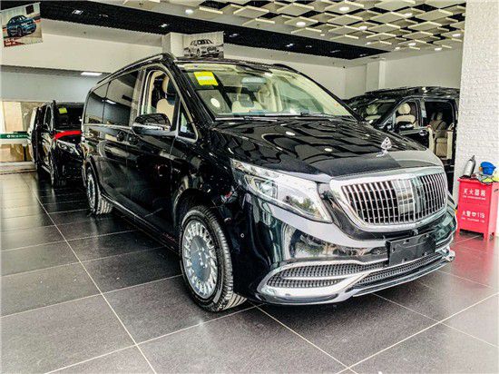 奔驰V260改装七座商务车高顶特惠多少钱