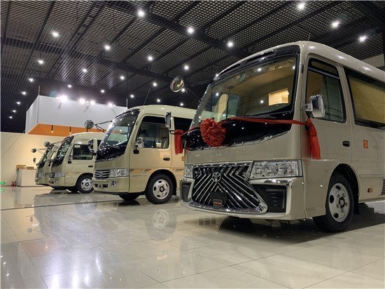 新款丰田考斯特10座北京店报价促销现车