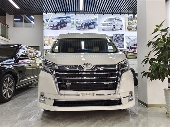 丰田海狮港口现车优惠促销可分期30多万