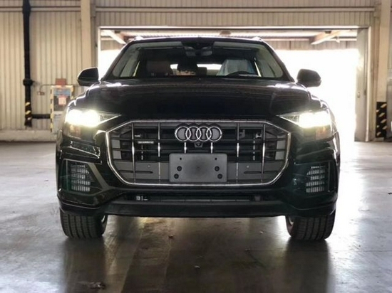22款奥迪Q8港口首批现车70起售全国可按