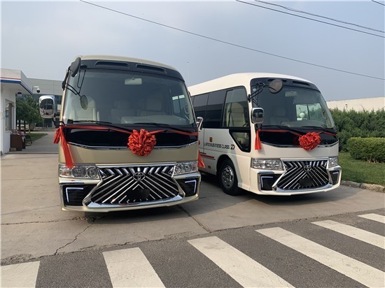 丰田考斯特改装14座价格及图片实拍