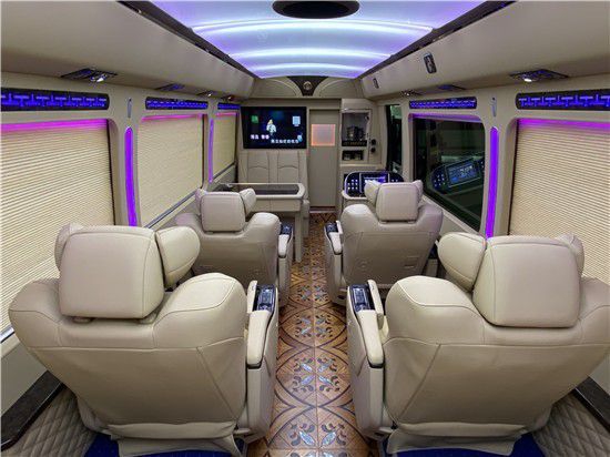 丰田考斯特4.0L现车12座最新价格配置