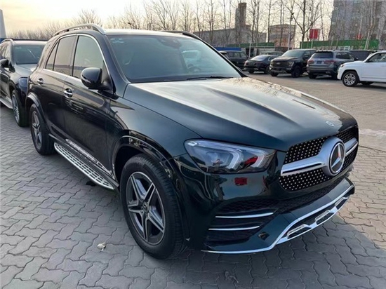 2021款墨版奔驰GLE450 天津港报价79万