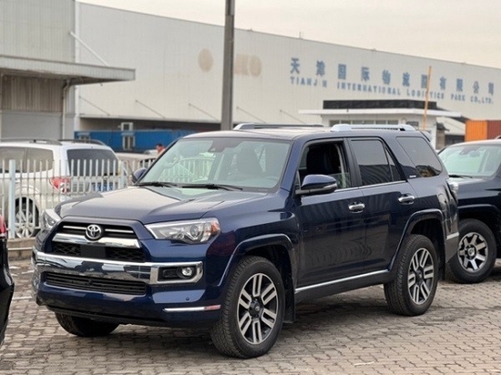 2022款国六丰田超霸SR5标配 特惠价60万