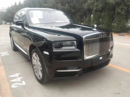 2021款劳斯莱斯库里南天津港现车690万