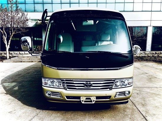 丰田考斯特16座指导价航空首长席座椅