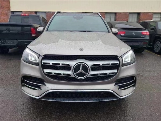 2021款奔驰GLS580V8顶配 狂欢惠仅188万