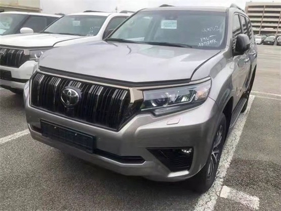 2022款丰田霸道柴油2800首批现车开售