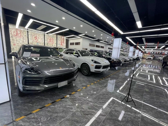 2022款保时捷卡宴天津港现车售价80余万