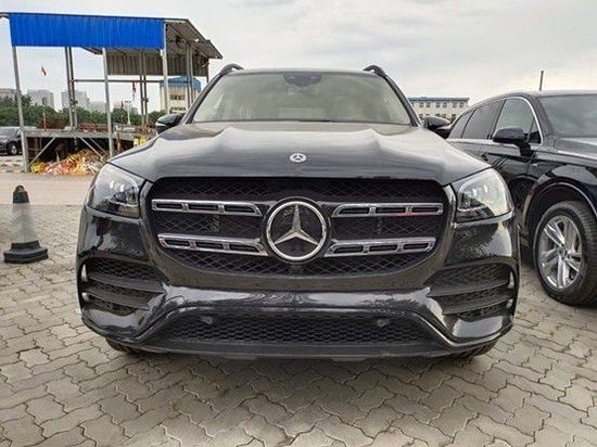 2022款奔驰GLS580现车持续降价送好礼