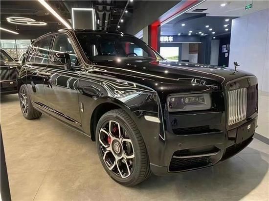 2022款劳斯莱斯库里南BB版报价定制内饰