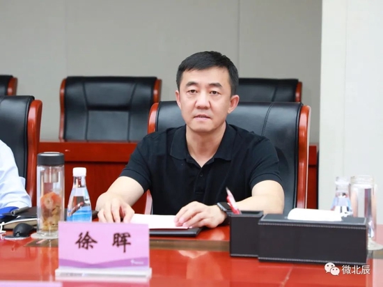 区委副书记、区长徐晖