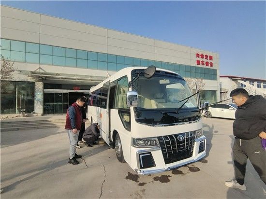 丰田考斯特13座多功能旅行汽车最新价格