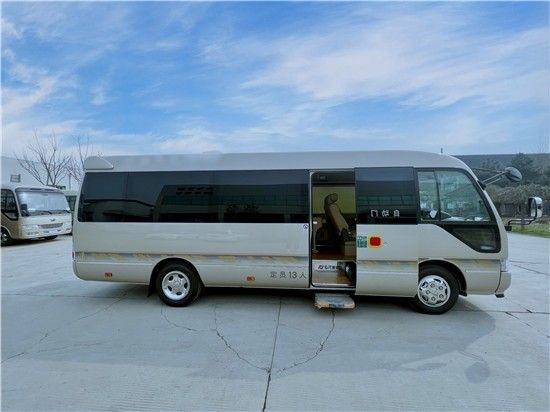 丰田考斯特北京现车12座内饰豪华及报价