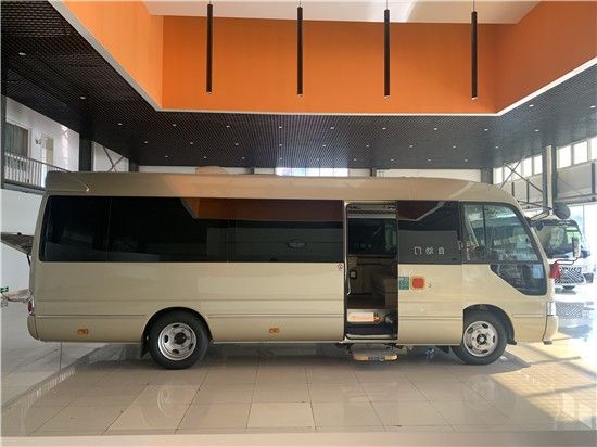 丰田考斯特12座售价商务版15座现车