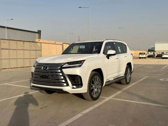 雷克萨斯LX600顶配现车 4座白/爱马仕橙