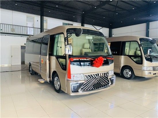 一汽丰田考斯特15座最新指导报价现车