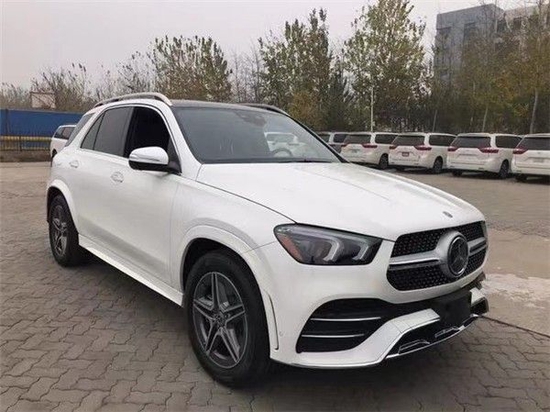 2022款平行进口奔驰GLE450出售万元狂降