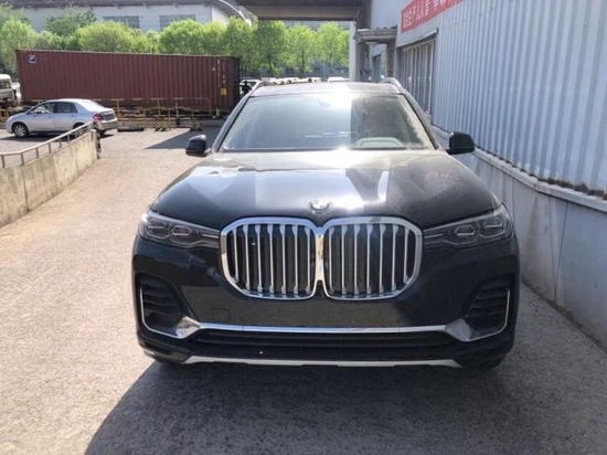 平行进口2022款宝马X7七月报价88万起售