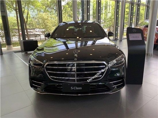 2022款奔驰S450L四驱北京现车优惠