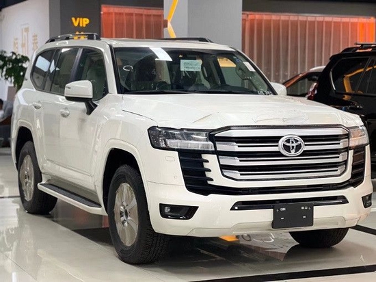 新款酷路泽LC300 外观发动机配置报价