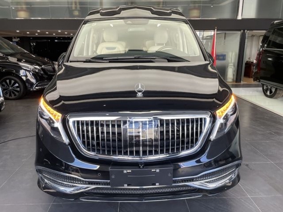 2022款奔驰V260国六高端商务车内饰改装