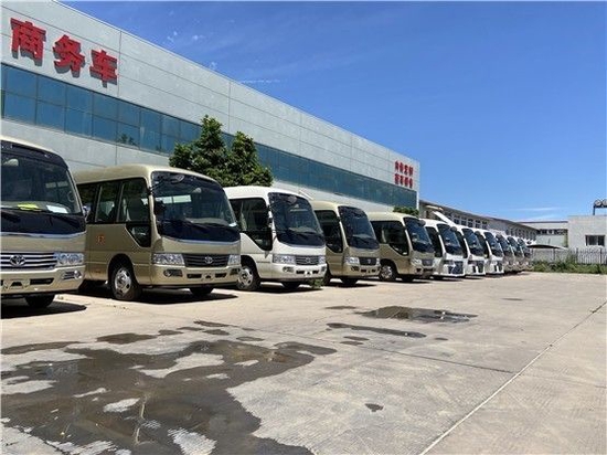 丰田考斯特9座价格促销新款旅居房车