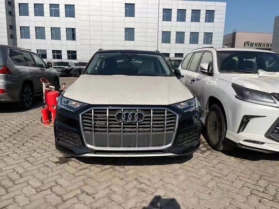 最新款奥迪Q7 2.0T标配冰点价53万起售