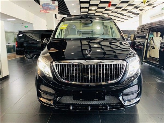 奔驰V260七座改装四座七夕送好礼