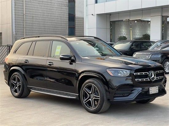 2022款奔驰GLS450抵港报价加版现车优惠