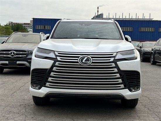 2022款雷克萨斯LX600美规现车手续齐
