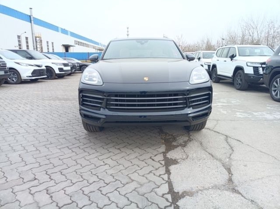 2022款保时捷卡宴88万起 开上就不想离手