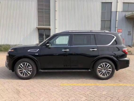 22款日产大型SUV阿曼达5.6L经典99万起