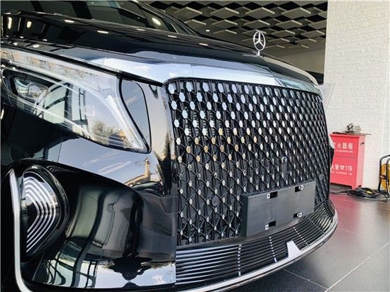 北京奔驰V260L改装迈巴赫VS680价格