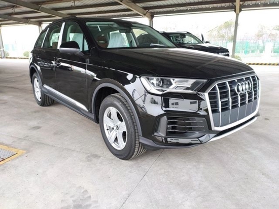 2022款奥迪Q7欧版3.0T五座起售价60万