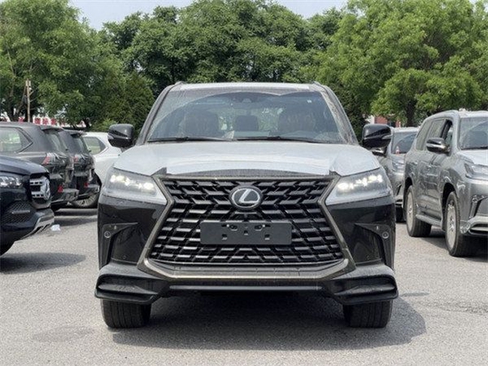 2022款雷克萨斯LX570现车大幅度降价中