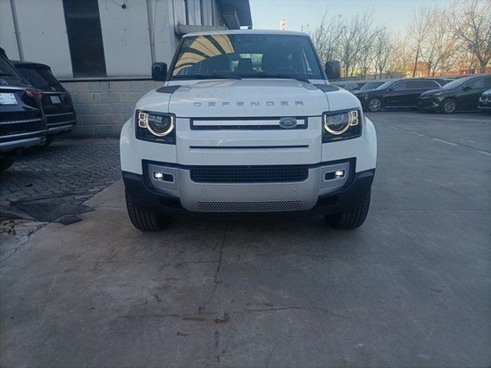 2022款路虎卫士现车60万起售 国六环保